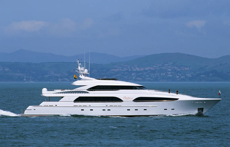 motor yacht silver shalis