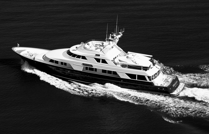 motor yacht silver shalis