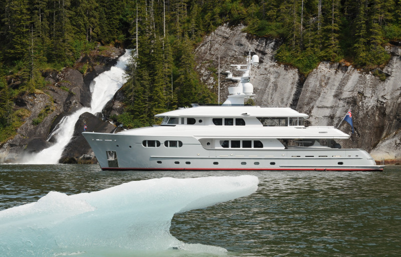 motor yacht silver shalis