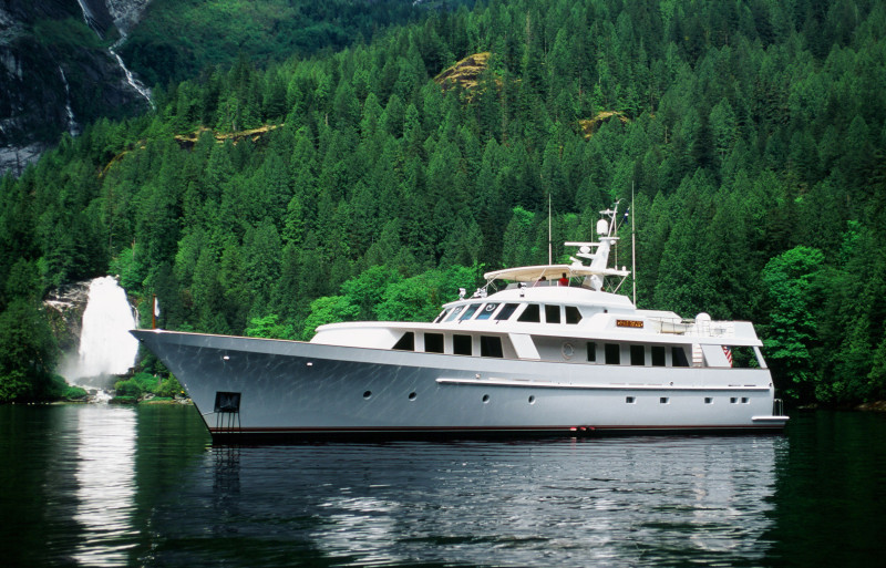 motor yacht silver shalis